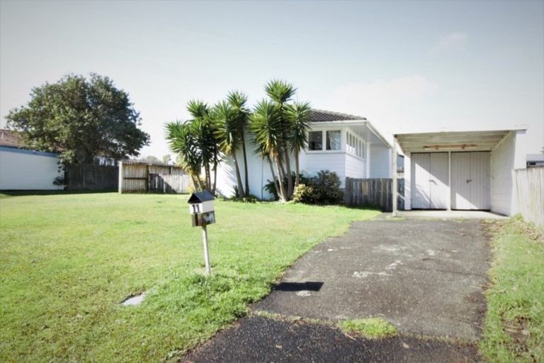 Photo of property in 11 Huia Street, Waiuku, 2123