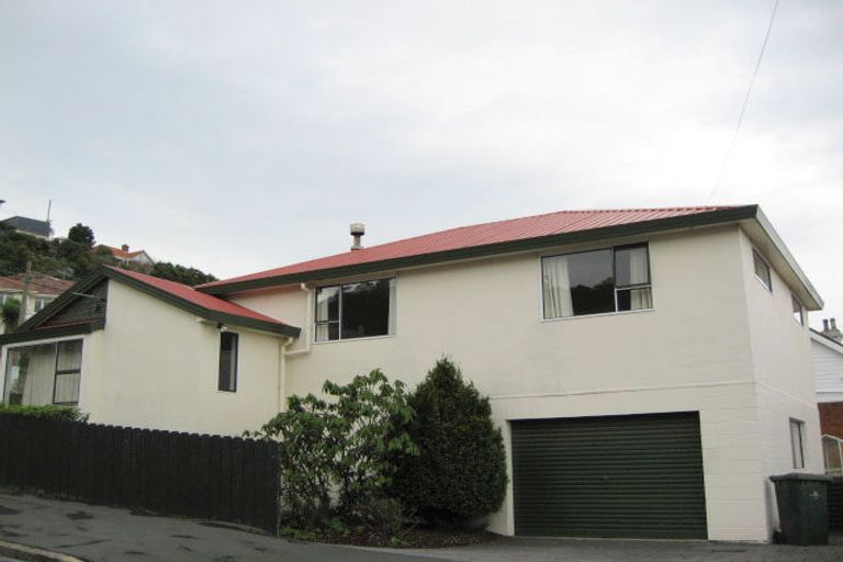 Photo of property in 1 Motu Street, Saint Clair, Dunedin, 9012