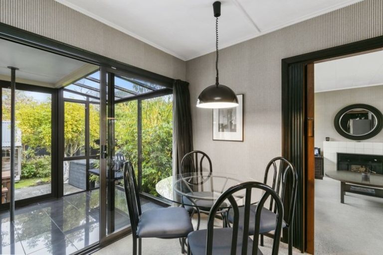 Photo of property in 14 Lees Grove, Wainuiomata, Lower Hutt, 5014