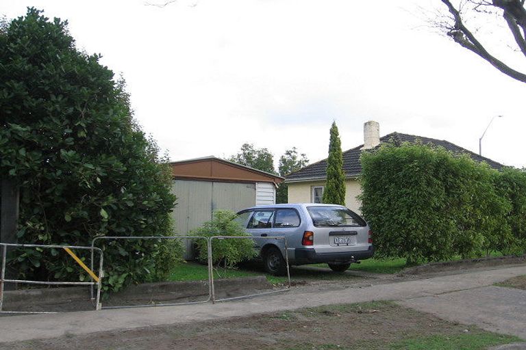 Photo of property in 2 Rangiora Avenue, Roslyn, Palmerston North, 4414