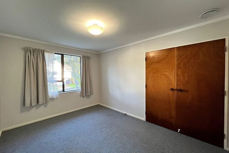 Photo of property in 42 Viewmont Drive, Harbour View, Lower Hutt, 5010
