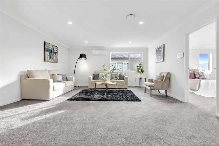 Photo of property in 21 Hughs Way, Flat Bush, Auckland, 2019