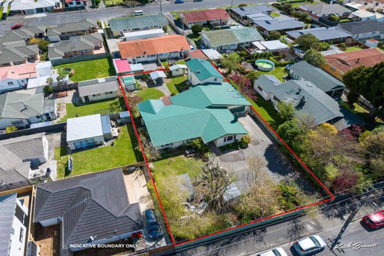 Photo of property in 27 King Street, Ebdentown, Upper Hutt, 5018