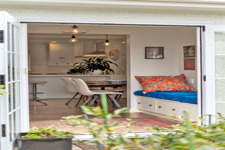 Photo of property in 183a High Street South, Carterton, 5713