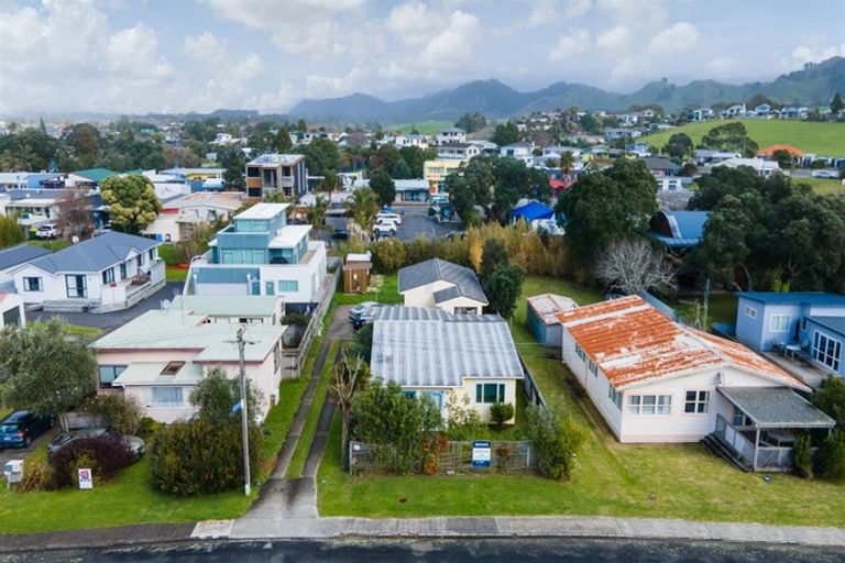 Photo of property in 35 Edinburgh Street, Waihi Beach, 3611