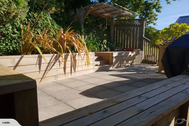 Photo of property in 124 Onslow Road, Khandallah, Wellington, 6035