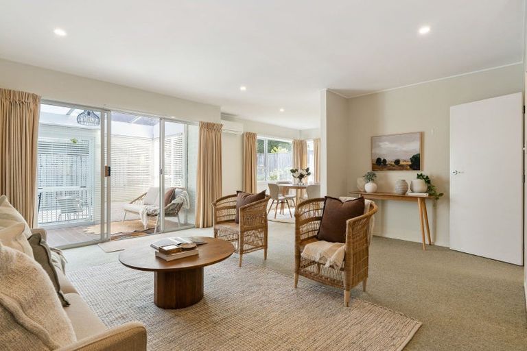 Photo of property in 18c Lancaster Street, Karori, Wellington, 6012