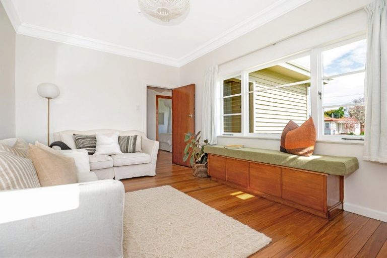 Photo of property in 8 Macdonald Street, Te Hapara, Gisborne, 4010