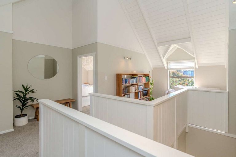 Photo of property in 74 Hone Heke Road, Kerikeri, 0230