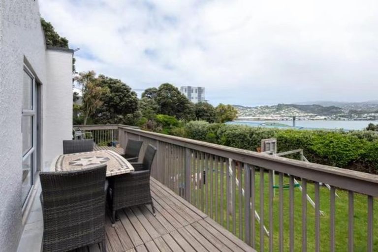 Photo of property in 57 Maupuia Road, Maupuia, Wellington, 6022