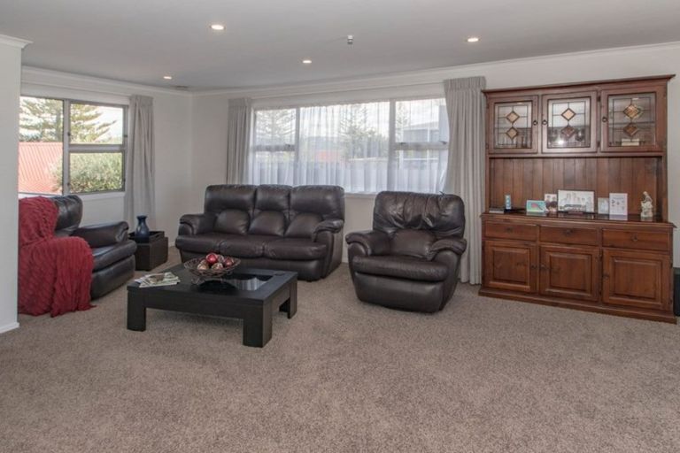 Photo of property in 6a The Esplanade, Westshore, Napier, 4110