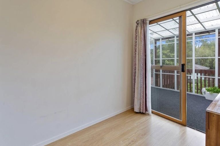Photo of property in 20 Linwood Avenue, Forrest Hill, Auckland, 0620