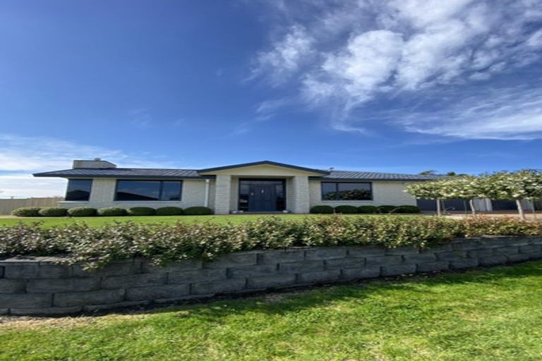 Photo of property in 10 Amner Place, Havelock North, 4130
