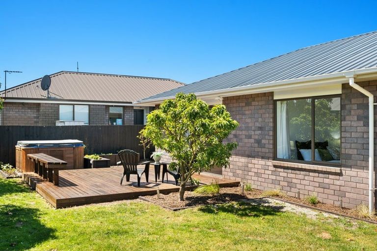 Photo of property in 1/111 Gilberthorpes Road, Hei Hei, Christchurch, 8042