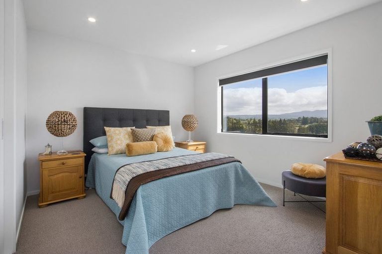 Photo of property in 13 Stingray Drive, Omokoroa, 3114