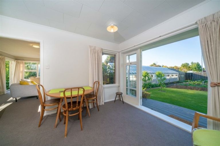 Photo of property in 55 Ford Road, Opawa, Christchurch, 8023
