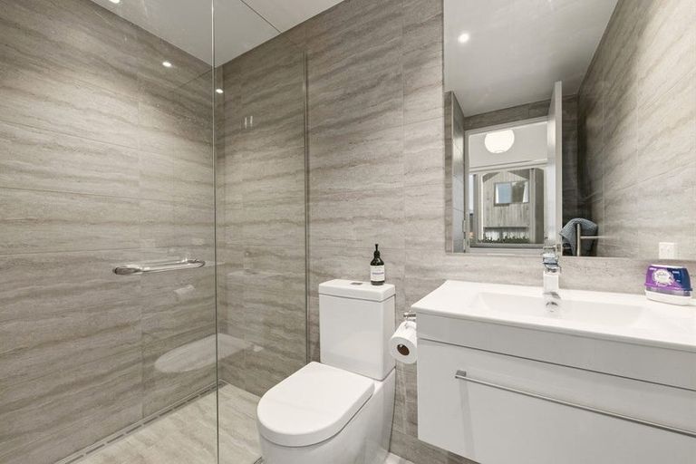 Photo of property in 7/39 Cherry Blossom Avenue, Frankton, Queenstown, 9300