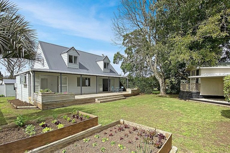 Photo of property in 6 Hone Heke Road, Kerikeri, 0230