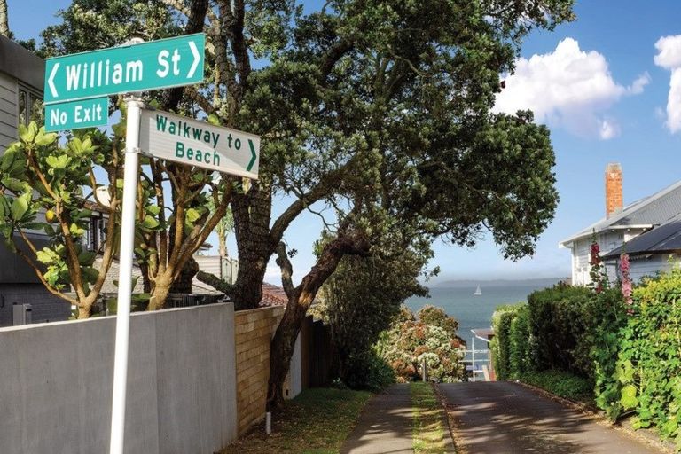 Photo of property in 1/8 William Street, Takapuna, Auckland, 0622