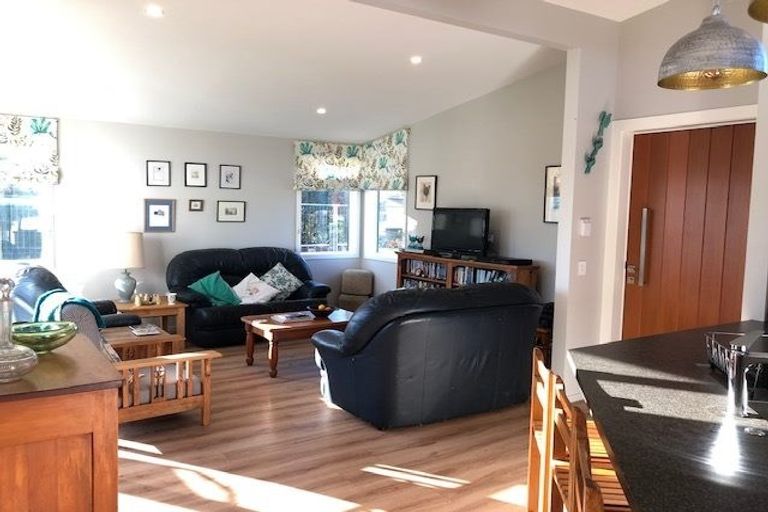 Photo of property in 14a Everest Avenue, Havelock North, 4130