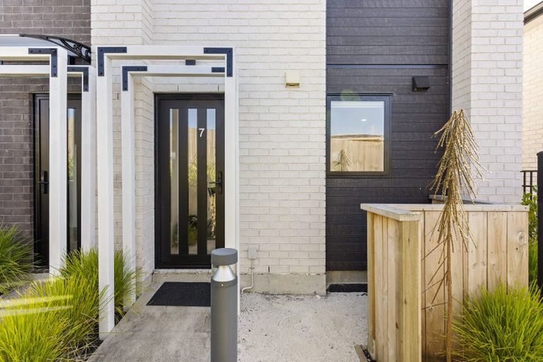 Photo of property in 7/45 Vera Road, Te Atatu South, Auckland, 0610