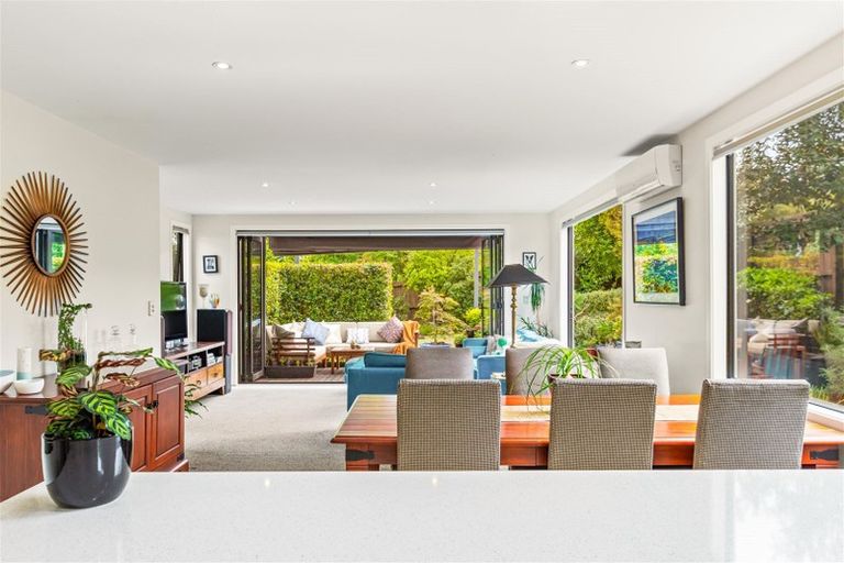 Photo of property in 16a Wharf Road, Te Atatu Peninsula, Auckland, 0610