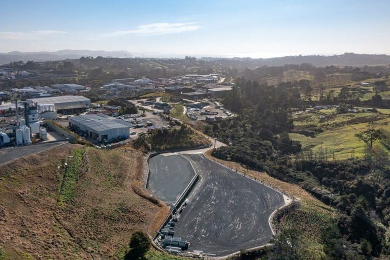 Photo of property in 9 Ingot Place, Stillwater, 0993