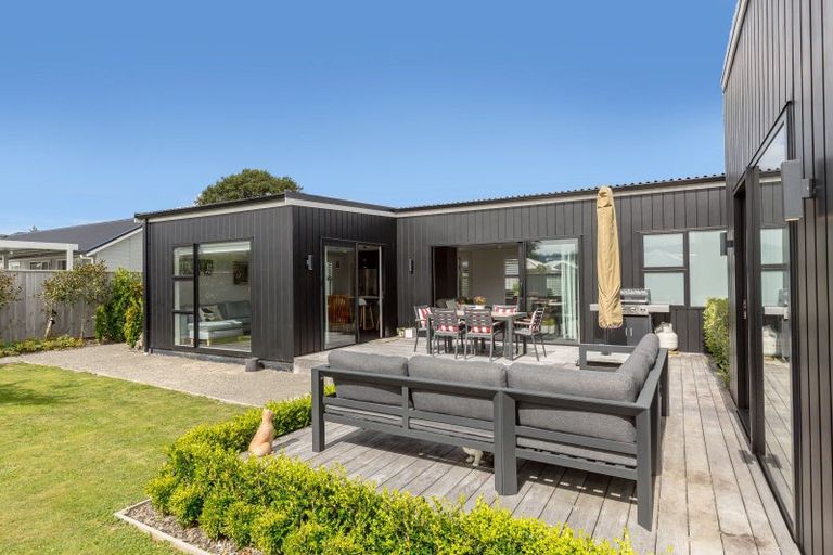 Photo of property in 7 Peony Drive, Greytown, 5712