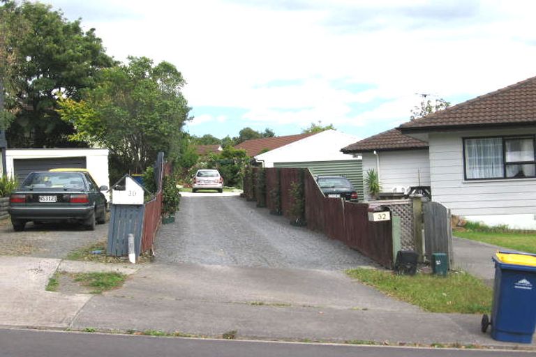 Photo of property in 32 Santiago Crescent, Unsworth Heights, Auckland, 0632