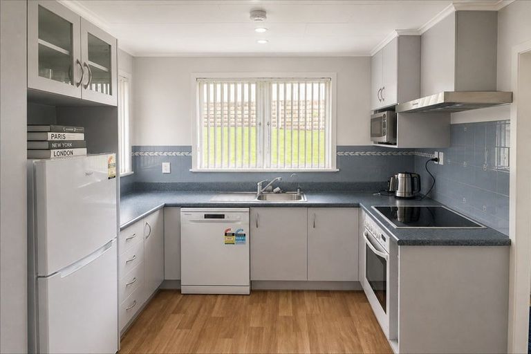 Photo of property in 94 Major Drive, Kelson, Lower Hutt, 5010