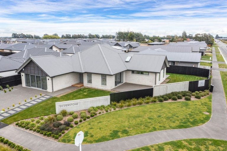 Photo of property in 159 Shillingford Boulevard, Rolleston, 7615