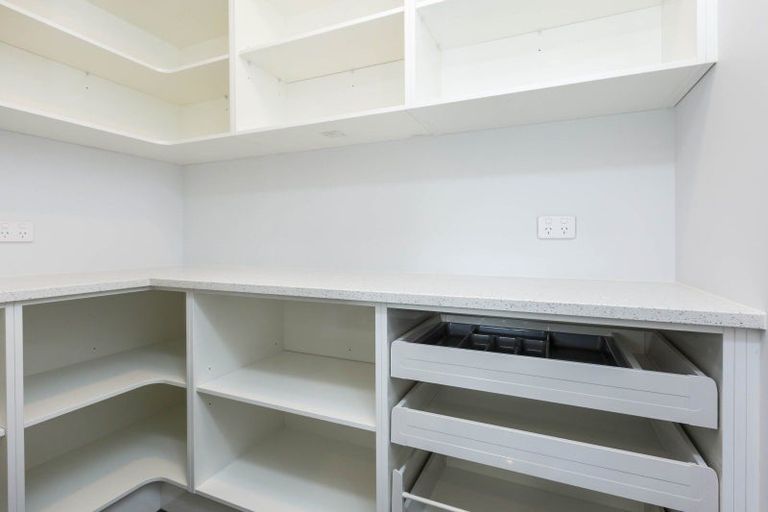 Photo of property in 1 Mawai Hakona Drive, Wallaceville, Upper Hutt, 5018