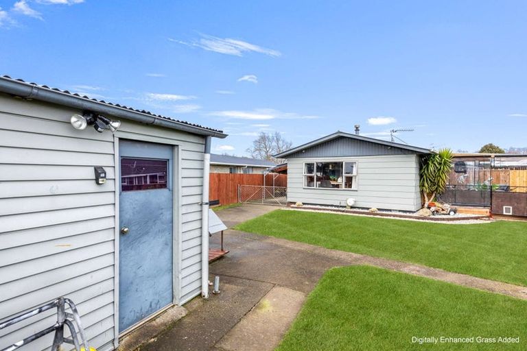 Photo of property in 30 Victor Street, Dannevirke, 4930