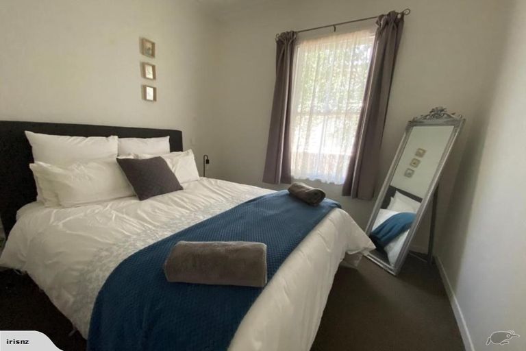 Photo of property in 53a Ferry Road, Martinborough, 5711