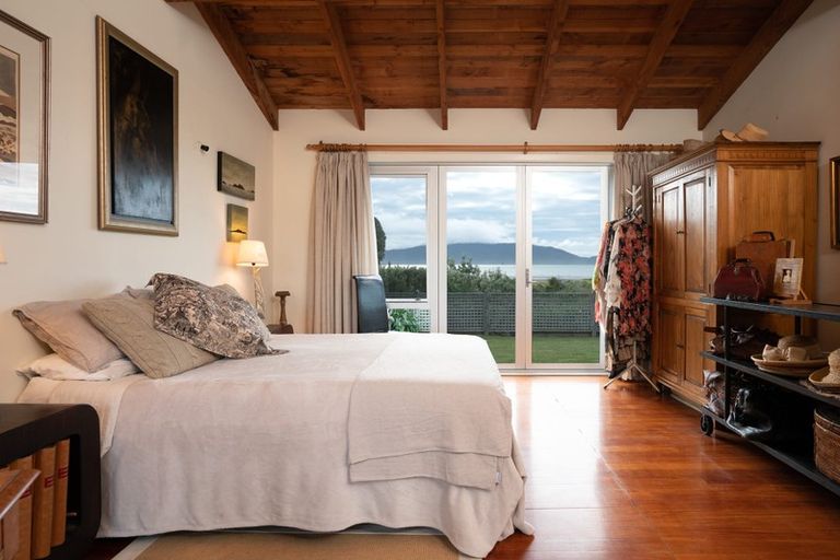 Photo of property in 41 Field Way, Waikanae Beach, Waikanae, 5036