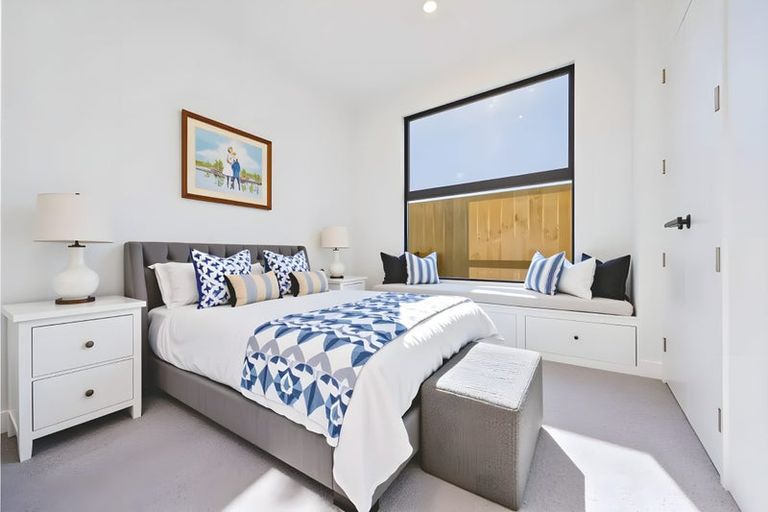 Photo of property in 16 Oopunga Road, Pukekohe, 2120