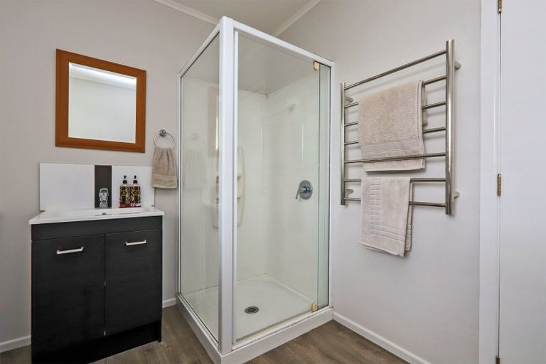 Photo of property in 34 Warwick Crescent, Taradale, Napier, 4112