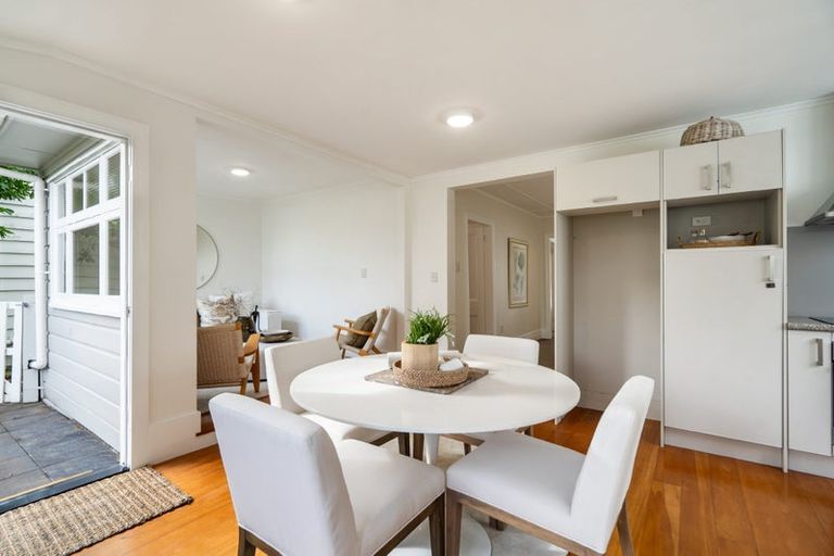 Photo of property in 17 Anne Street, Devonport, Auckland, 0624