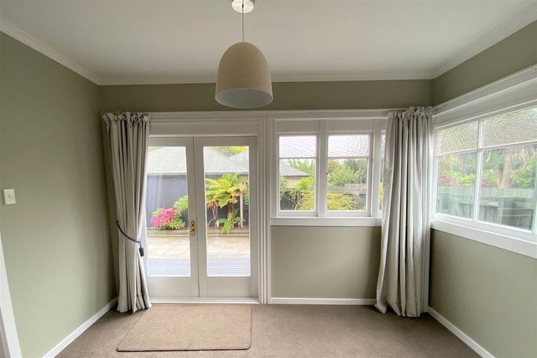 Photo of property in 139 Saint Martins Road, Saint Martins, Christchurch, 8022