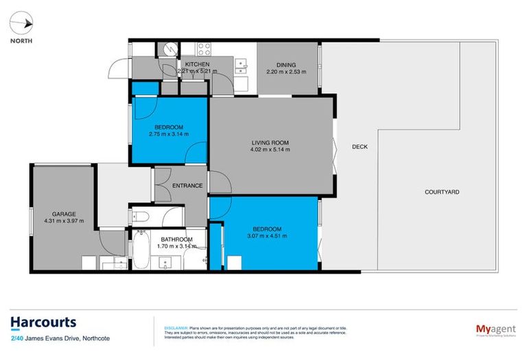 Photo of property in 2/40 James Evans Drive, Northcote, Auckland, 0627