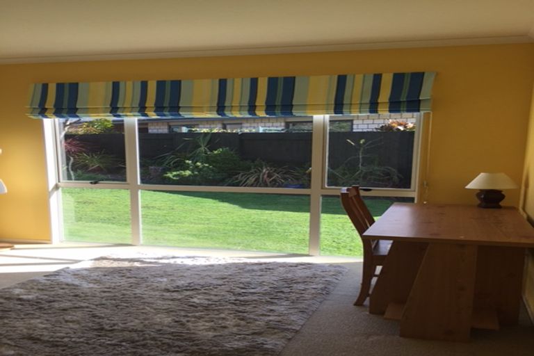 Photo of property in 16 Buckland Place, Cambridge, 3434