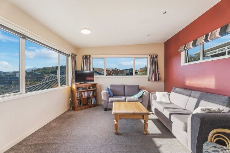 Photo of property in 9 Bob Lee Place, Wanaka, 9305