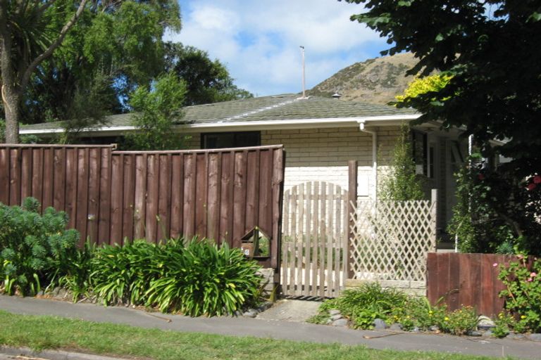 Photo of property in 1/6 Finnsarby Place, Sumner, Christchurch, 8081