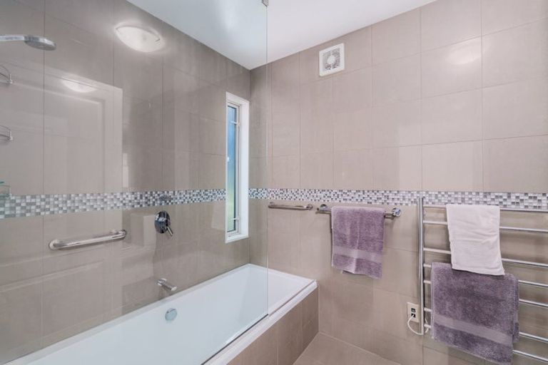 Photo of property in 92f Governors Bay Road, Cass Bay, Lyttelton, 8971