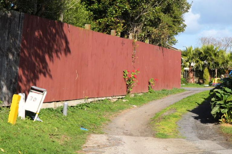 Photo of property in 33 Dewhurst Place, Favona, Auckland, 2024