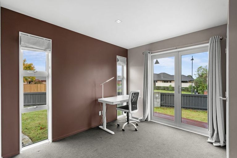 Photo of property in 16 Eaglesome Avenue, Aidanfield, Christchurch, 8025