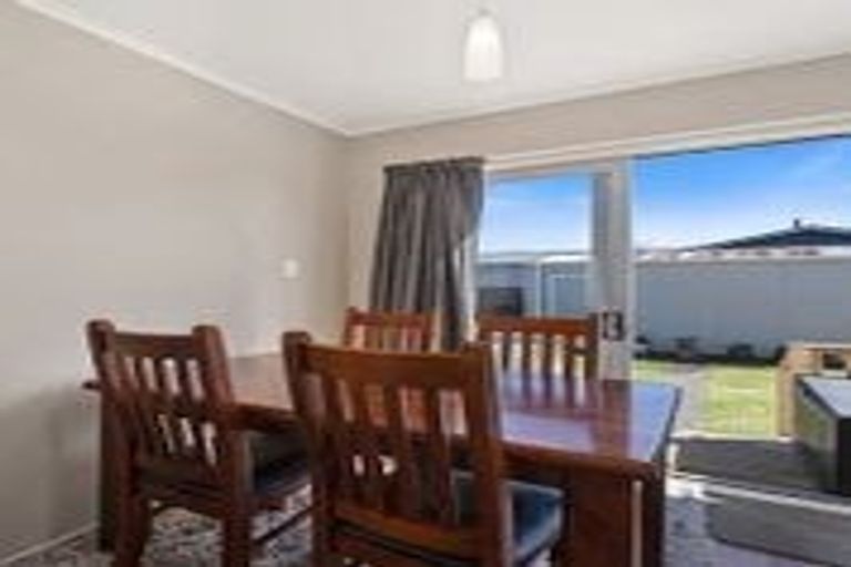 Photo of property in 1 Toi Grove, Turangi, 3334