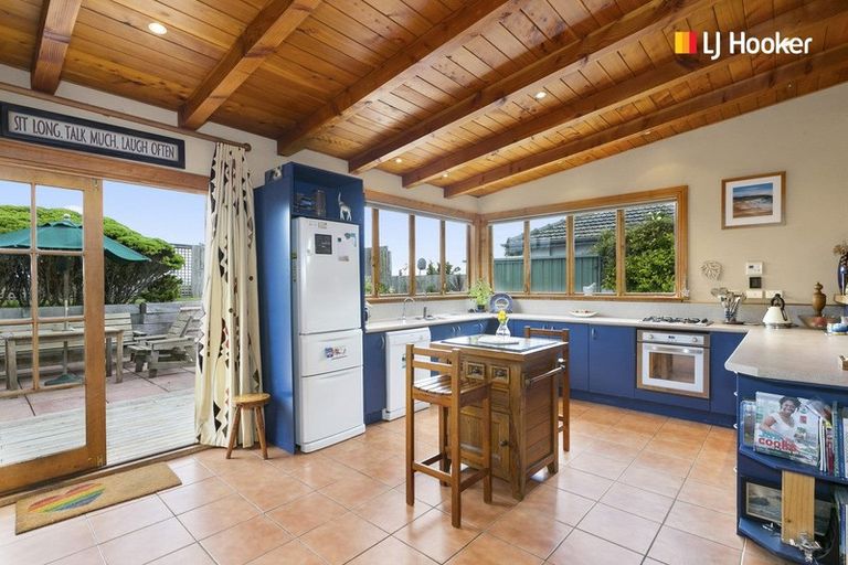 Photo of property in 43 Mornington Road, Balaclava, Dunedin, 9011