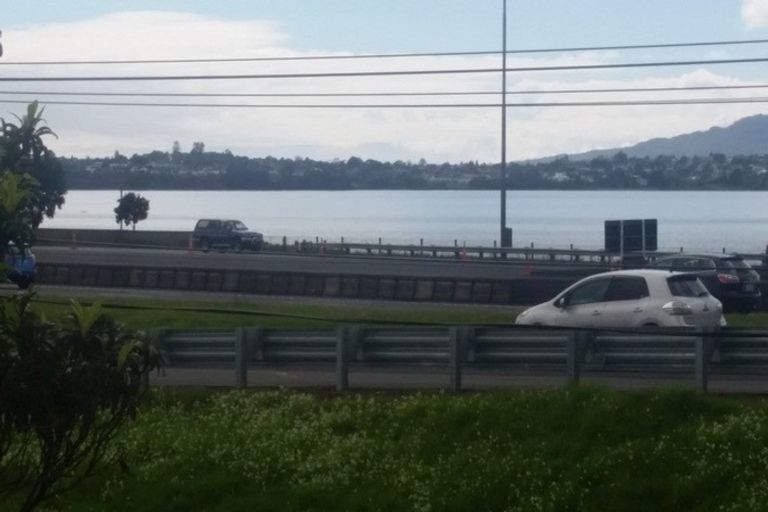 Photo of property in 18 Sulphur Beach Road, Northcote Point, Auckland, 0627