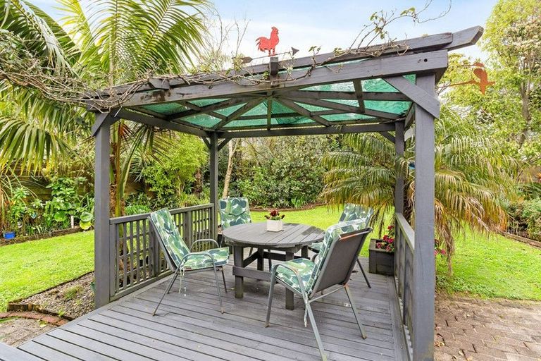 Photo of property in 54 Marendellas Drive, Bucklands Beach, Auckland, 2014